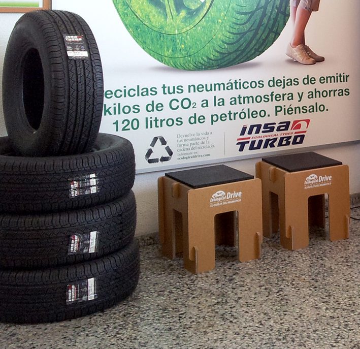 Taburetes carton neumatico reciclado Taburetes carton neumatico reciclado