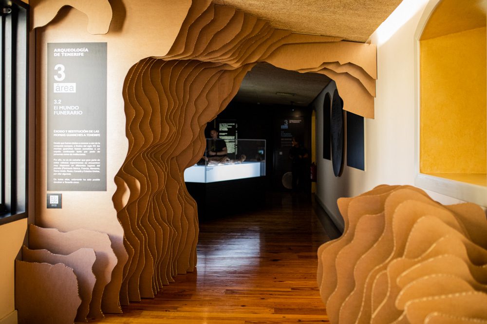Diseño expositivo sostenible. Cueva guanche.