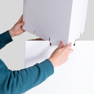 TRITÓN Tótem Modular - Acabado blanco - Vista detalle